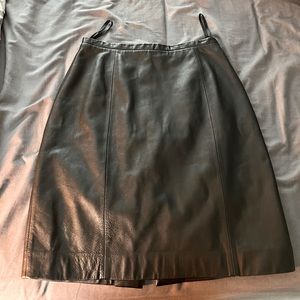 Lauren Ralph Lauren Vintage Black Leather skirt size 8